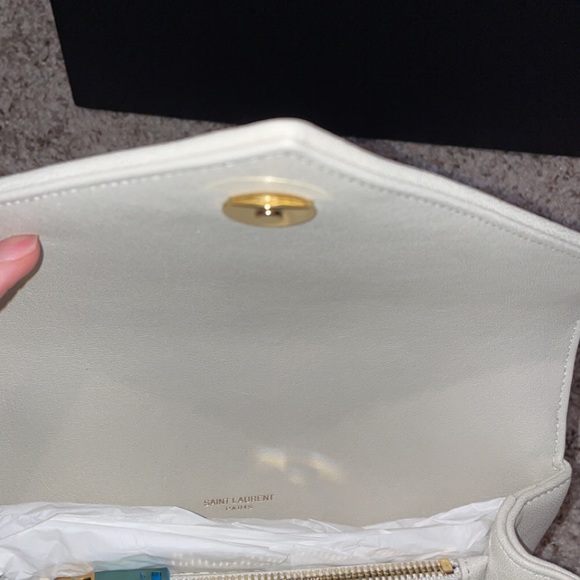 ❌SOLD❌BRAND NEW YSL COLLEGE MEDIUM - Picture 3 of 4